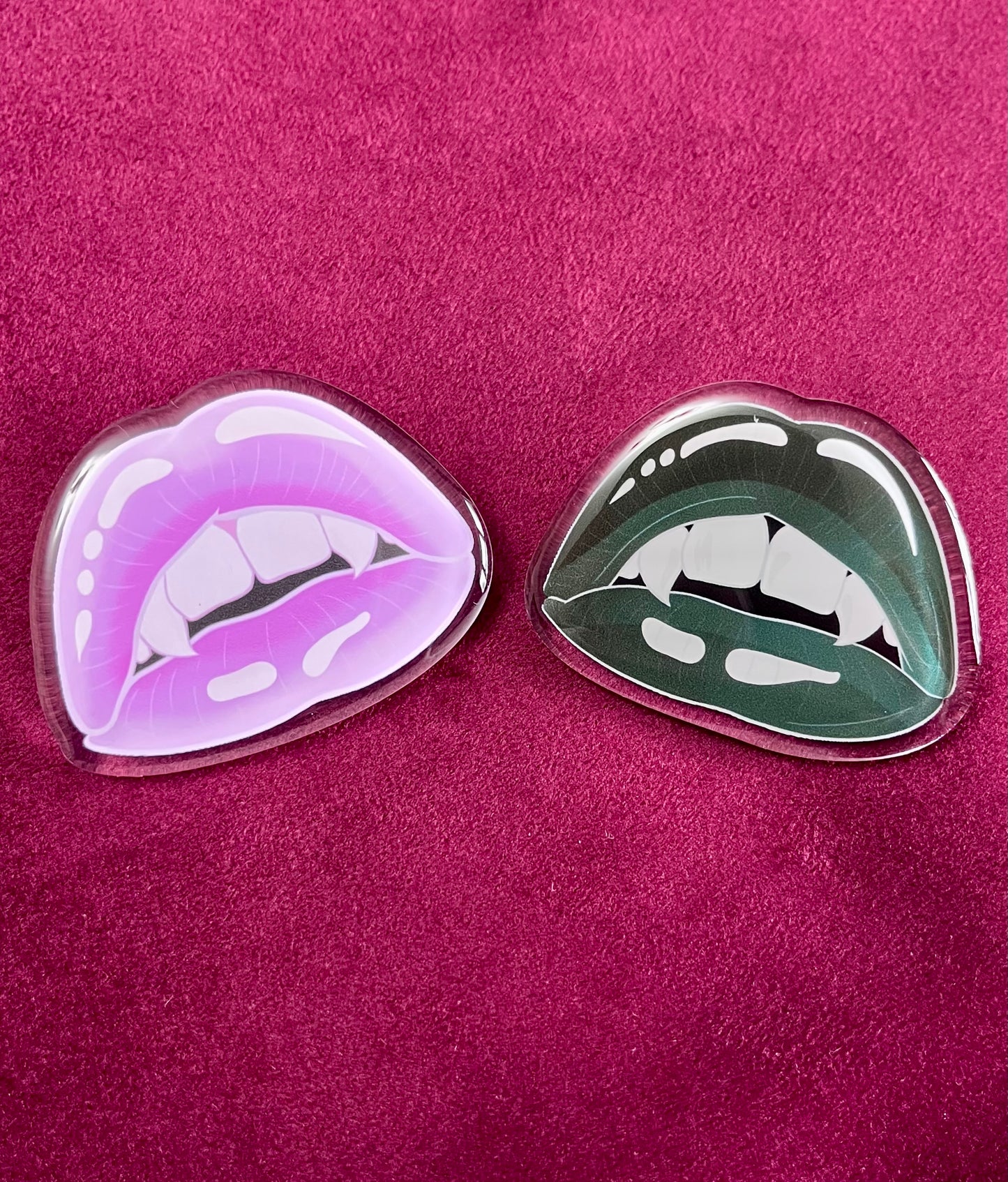 Vampire Pout Pin - Pink